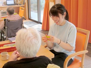 悩んだとき、困ったときに相談できる先輩や仲間も居るので、安心して働くことができます