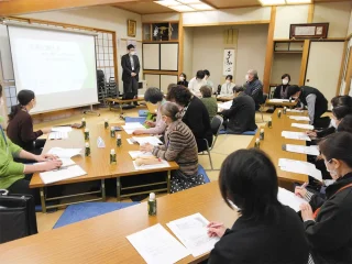 住み慣れた地域での暮らしをサポートします – 地域包括支援センターかわみなみ –
